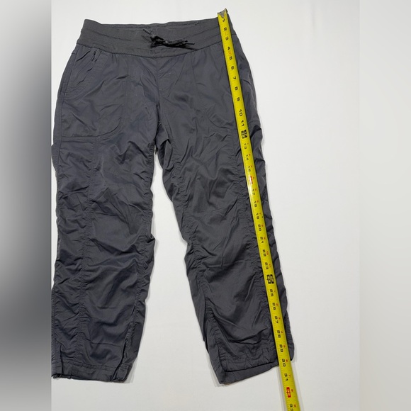 Sku#216 The North Face Women’s Gray Hiking Pants Size Small Elastic Waist - Picture 6 of 8